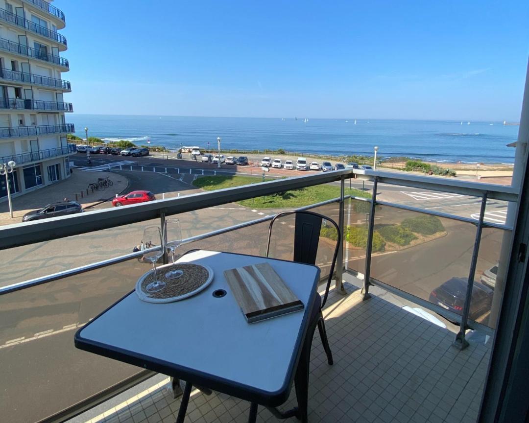 L'Arbre Du Voyageur Les Sables-dʼOlonne Exterior foto
